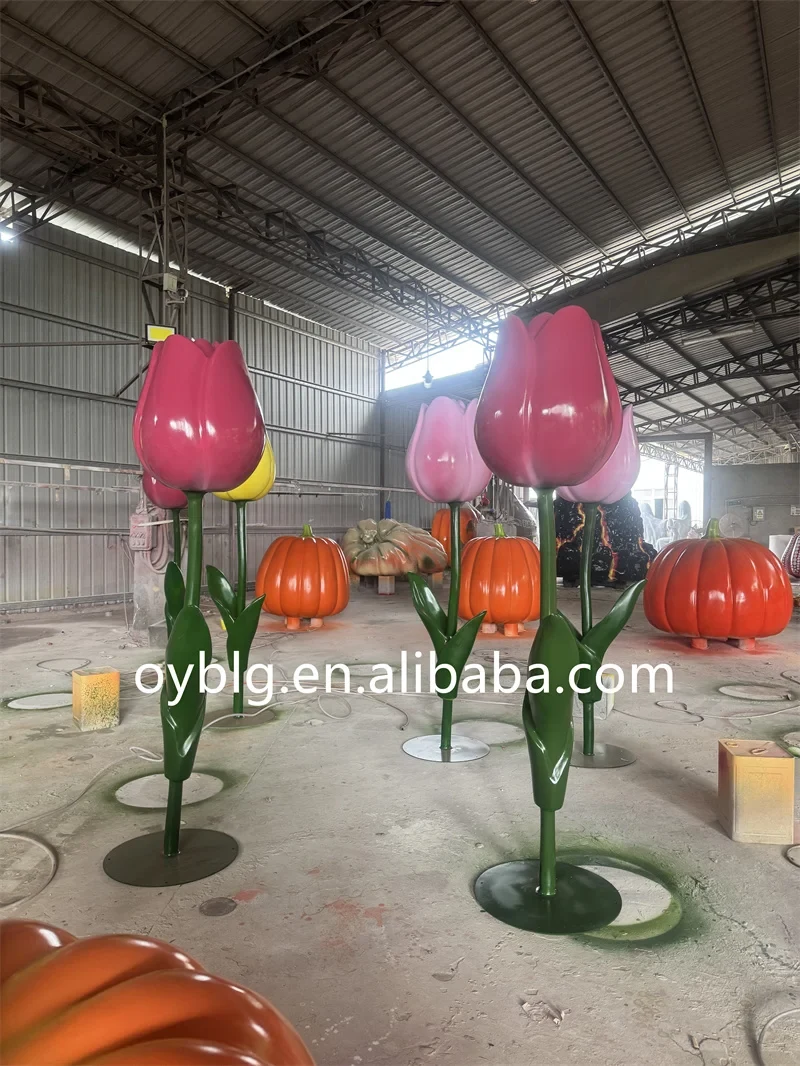 Original representative commercial visual for Giant 7 Feet Outdoor Red Fiberglass Tulip Flower Sculpture for Spring Festival and Easter Decoration.